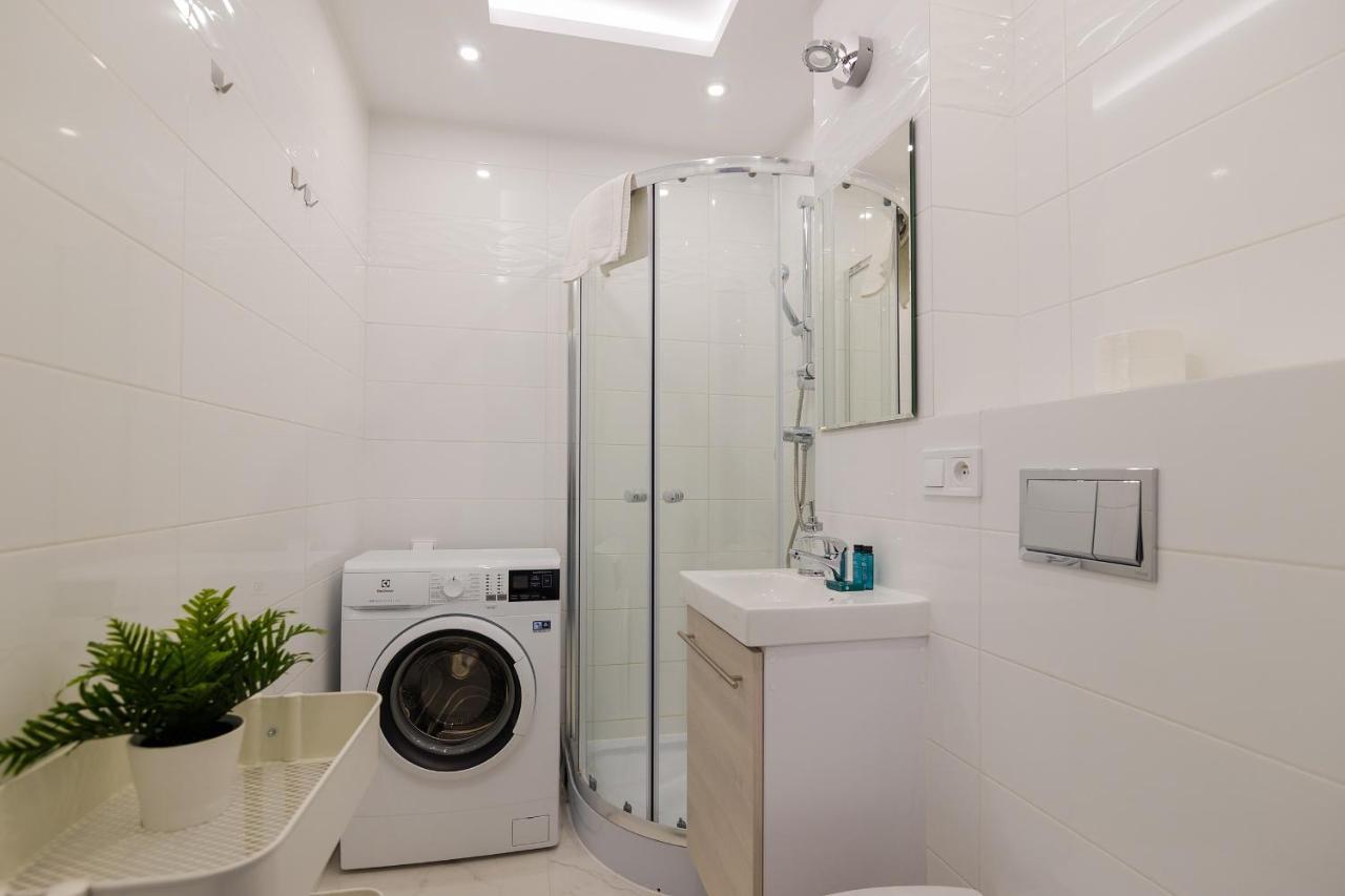 Shortstaypoland Batorego Apartment